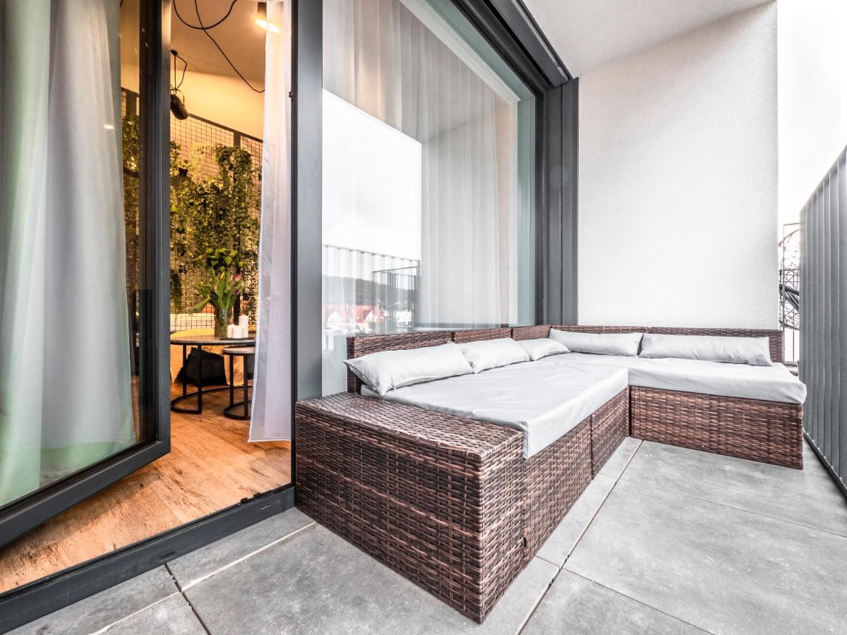B10 Business Apartments 질리나 외부 사진
